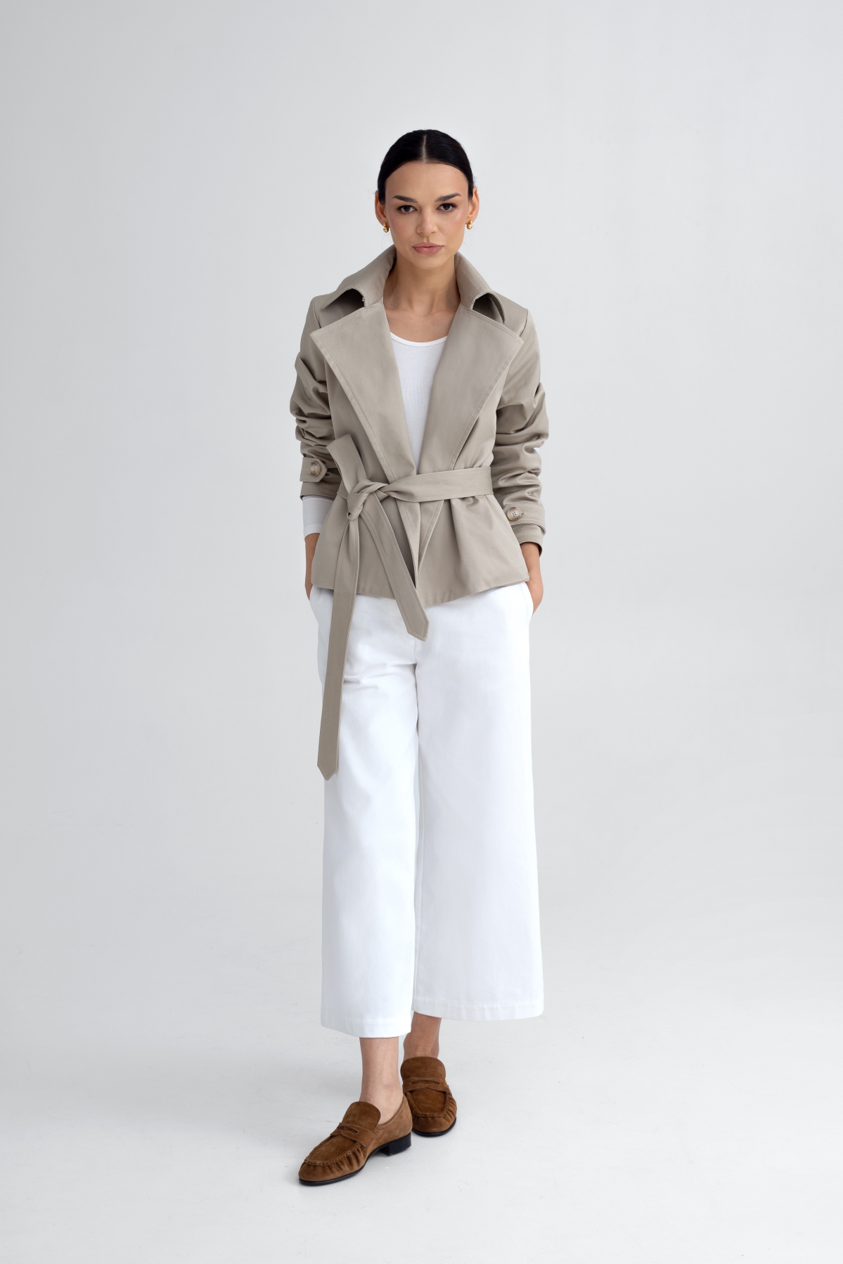 Krótki trencz SOHO, kamienny beż - M/L