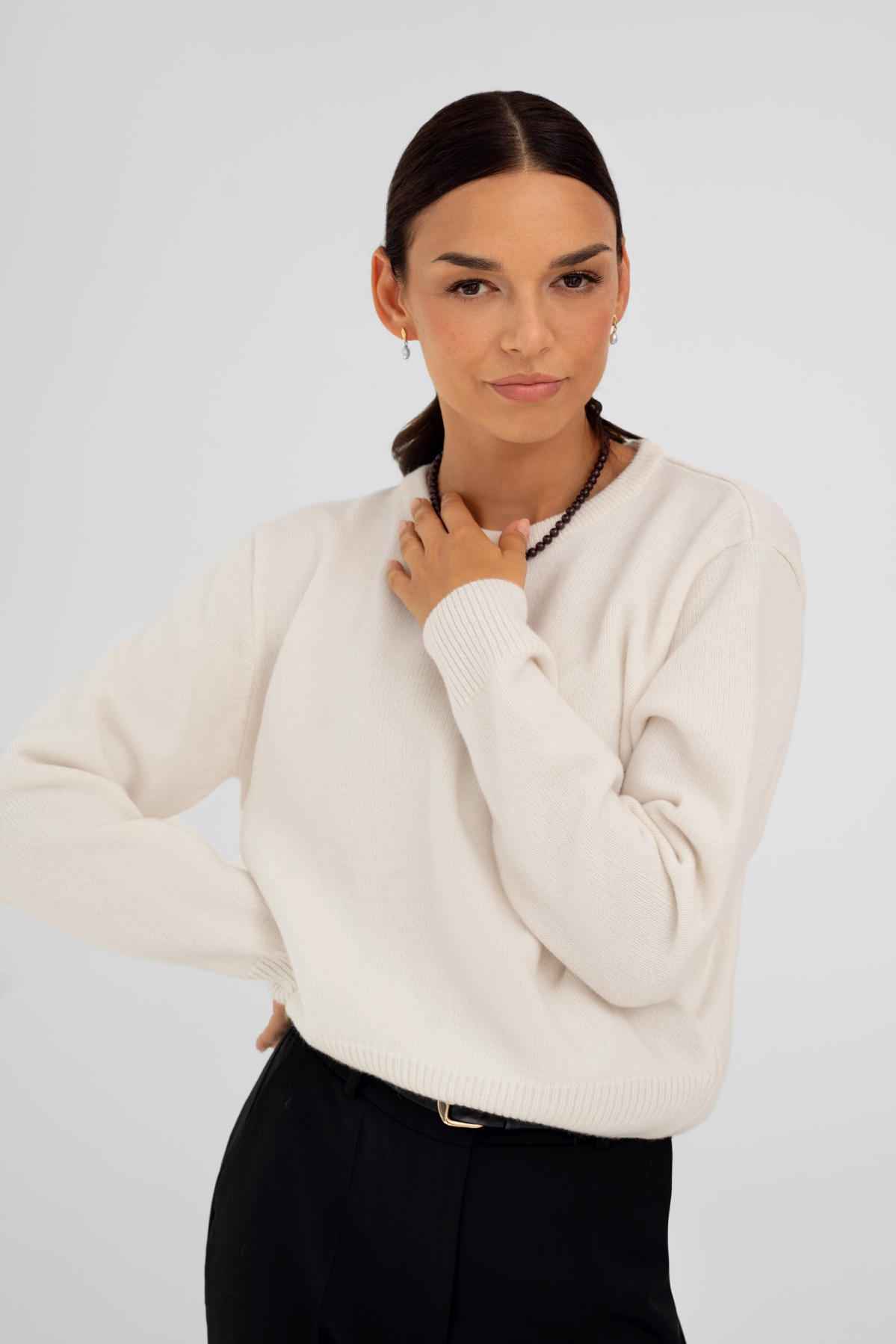 Sweter z wełny merino i kaszmiru LOU ECRU
